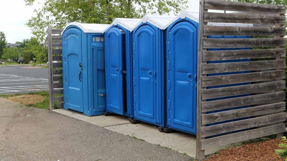 Porta Potty Rental Pros - Trusted Porta Potty Services in Philadelphia, MS, 39350
